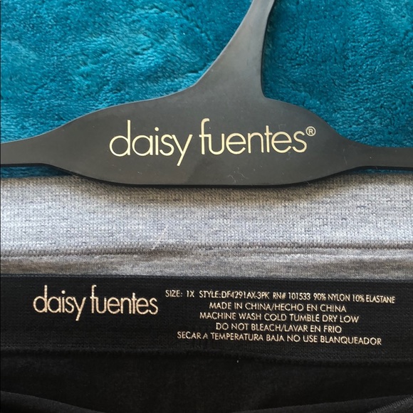Daisy Fuentes 2-pack Seamless Panties - Picture 2 of 5